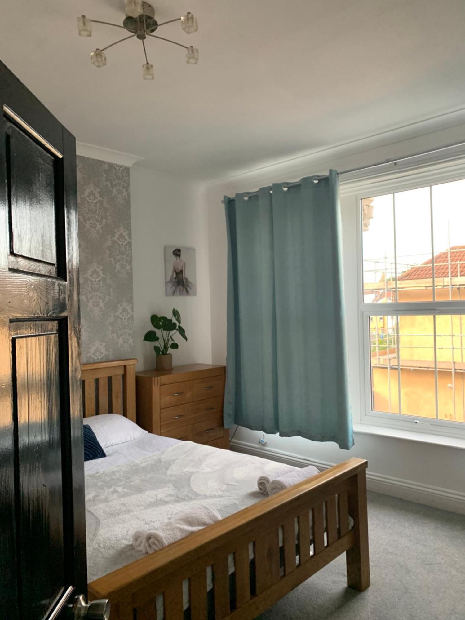 Stylish 91Sqm Victoria 2 Bedroom Apartment Bristol Dış mekan fotoğraf